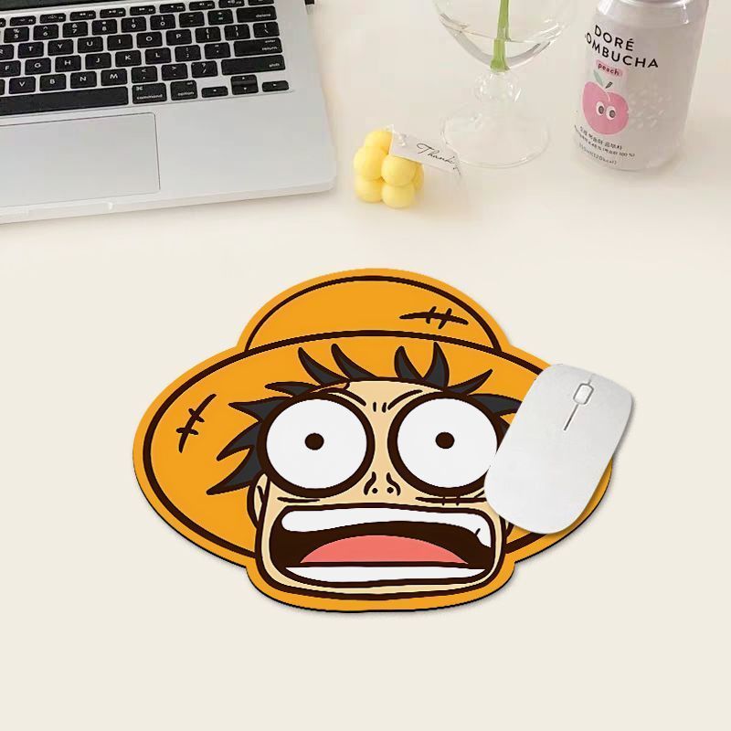 One Piece Luffy Mouse Pad, Sma - Desk Setup Cute のレビューと価格