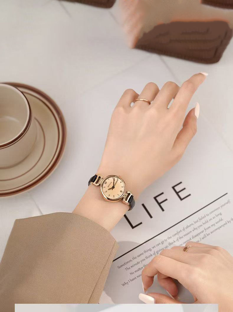 Retro examination watch women' - Desk Setup Retro のレビューと価格